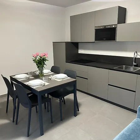 Casa Piutin, Bucaneve Apartment
